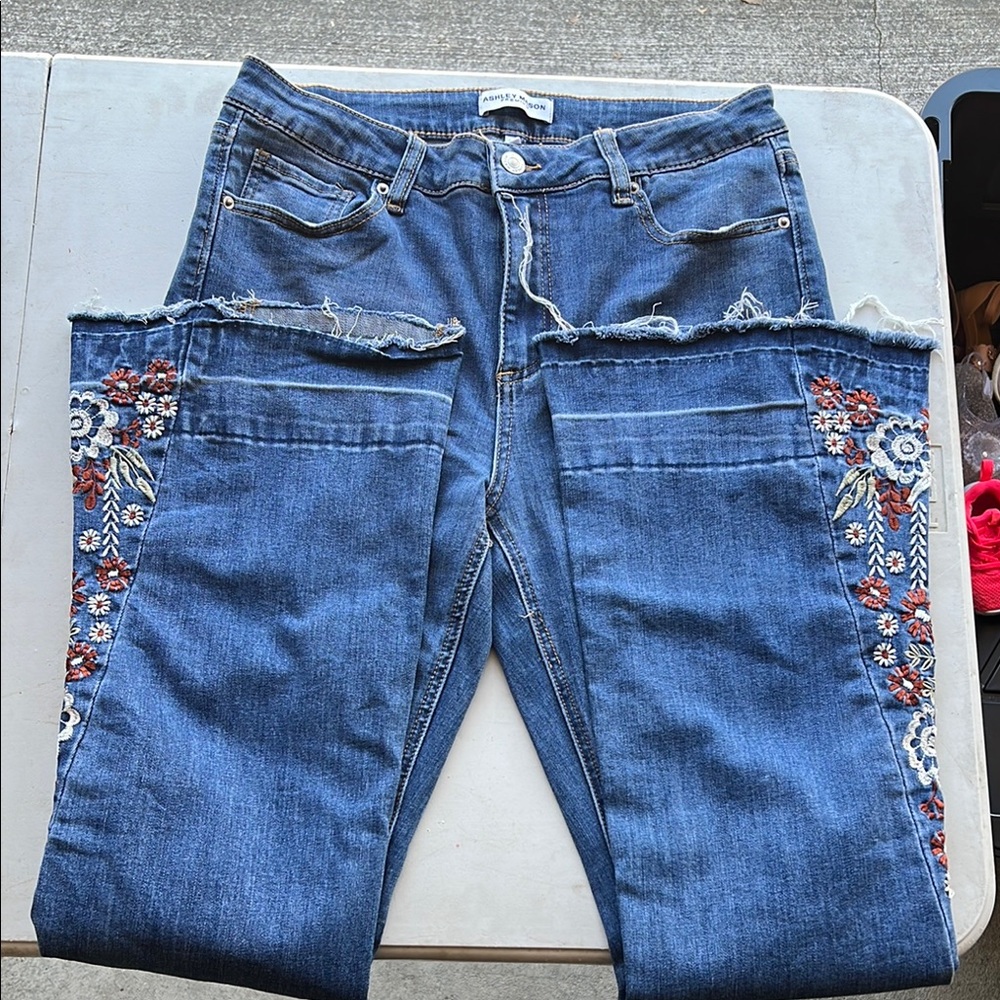 Ashley Mason Blue Boot Cut Jeans with Floral Embroidery